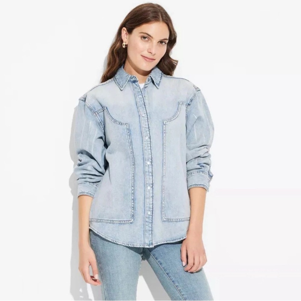 Wild Fable western Blue Denim Jacket size L.
New with tags.